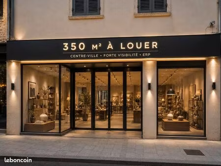 local commercial 350 m²