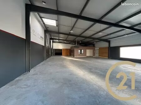 local 400 m² puygouzon