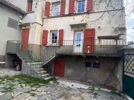 maison de ville 6 pièces 140 m²