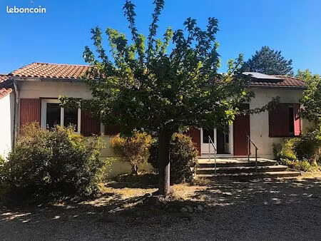 maison de charme sur grand terrain constructible de 1.100 m²