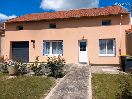 maison agréablement rénovée