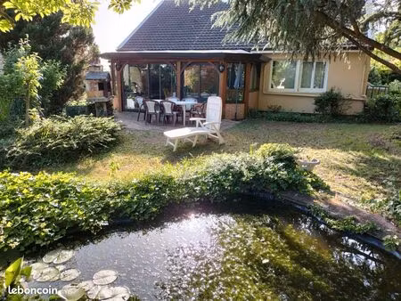 maison avec jardin très bien placé et calme