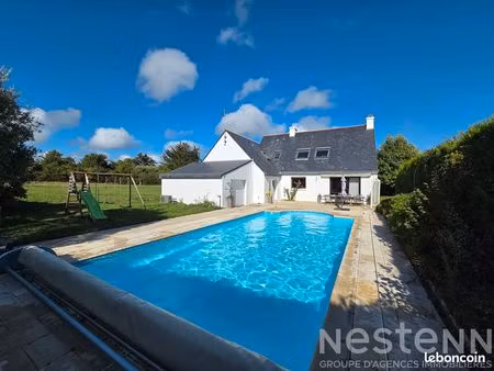 maison 7 pièces 198 m²