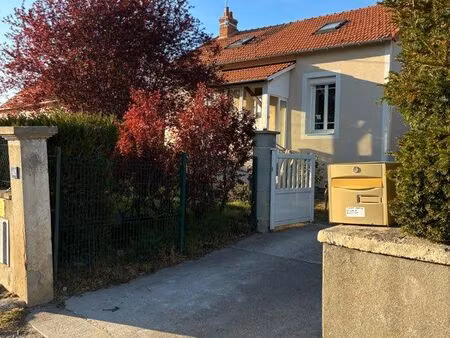 maison individuelle à 5 minutes à pieds du centre ville