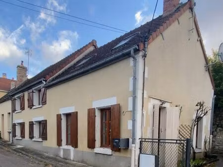 maison avec cour  garage et verger à coulanges sur yonne