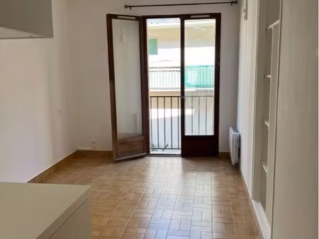 studio à l’année