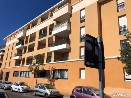 appartement t3 de 68m2 avec belle terrasse et vue dégagée