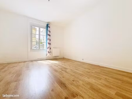 location 32 m2 dans le centre malakoff