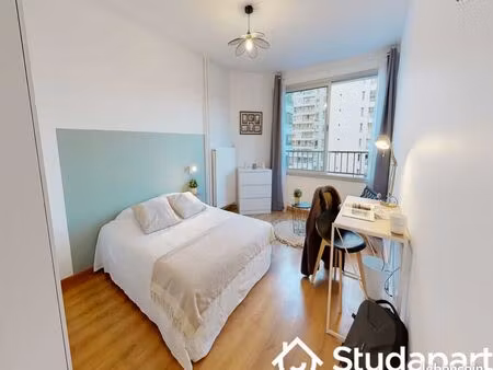 chambre 1 pièce 13 m²