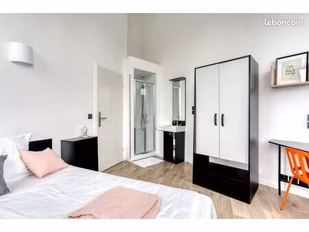 chambre 3 pièces 27 m²