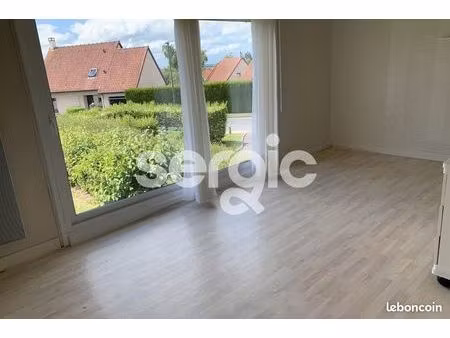studio 1 pièce 26 m²