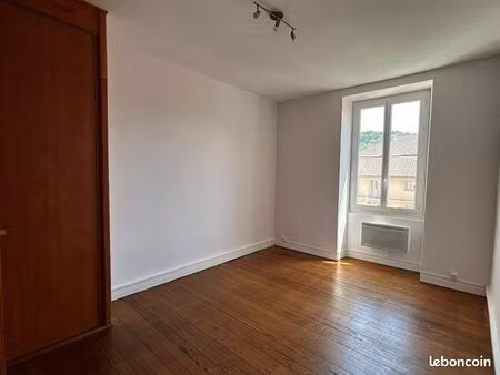 appartement t4