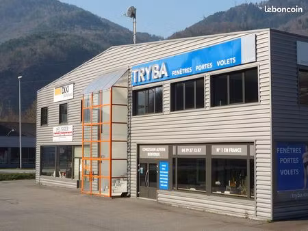 local commercial ou de bureaux 115m2 tarentaise