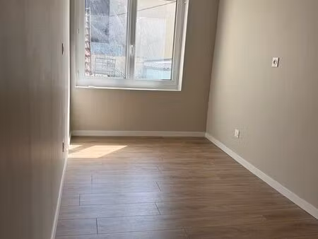 local commercial