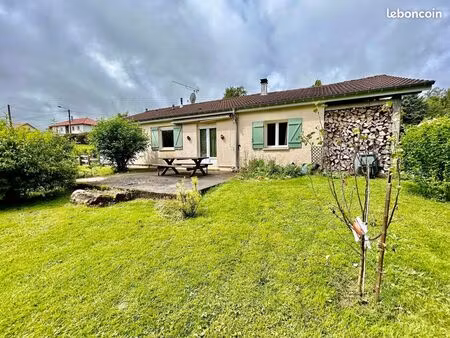 maison 122 m² avec terrain d’environ 1000 m² – beau potentiel