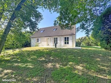 lacs de la guiche - maison 3 chambres et un espace bureau - belle parcelle arborée  vue la