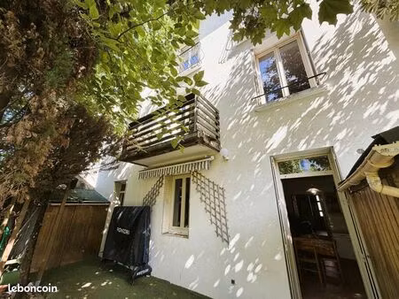 maison 12 pièces 240 m²