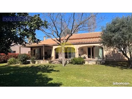 villa 5 pièces 130 m²