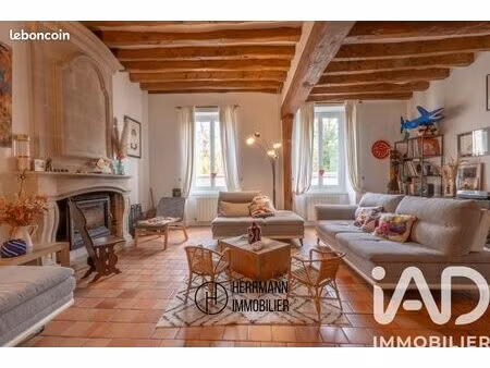 maison 8 pièces 300 m²