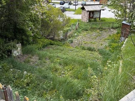 terrain 67 m2