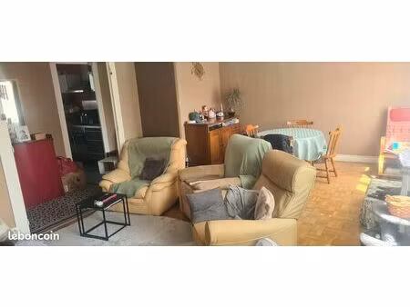 location f3