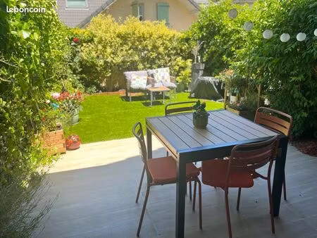 t4 duplex avec jardin