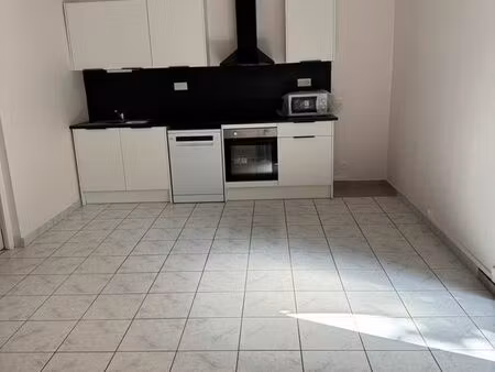 t3/t4 avec jardin et garage