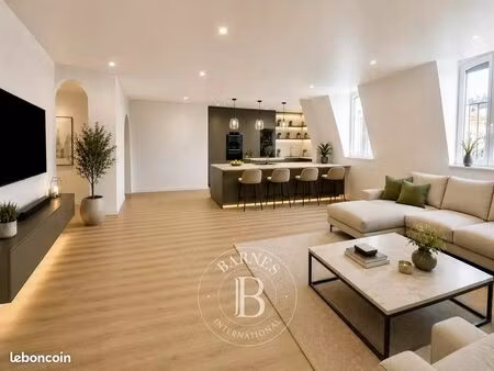 appartement 5 pièces 163 m²