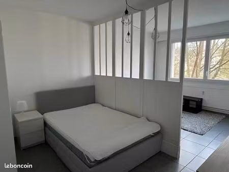 studio 29 m² – lumineux – quartier calme – oyonnax