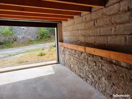 garage ou espace de stockage