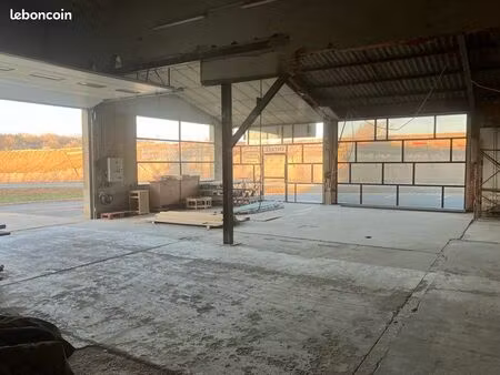local à vendre 485m2 dont 70 déjà loué