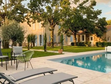 maison centre ville l'albinque 221 m² dépendance 65 m² piscine