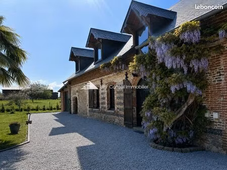 maison 8 pièces 281 m²