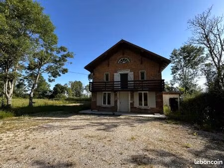 maison 6 pièces 143 m²