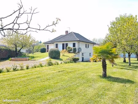 maison individuelle - année 1980 - 5 pièces - 130m2 habitables - terrain 1967m2 - quartier