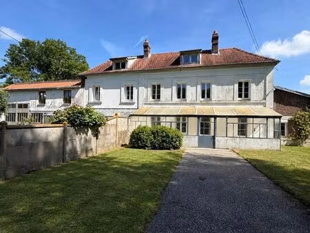 maison 10 pièces 235 m²