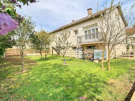 maison 6 pièces 110 m²
