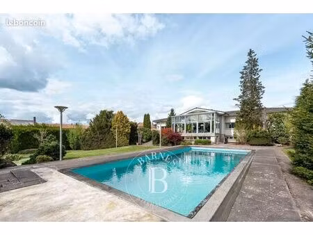 propriété 12 pièces 229 m²
