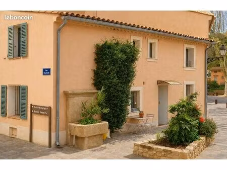 maison de village 80m²