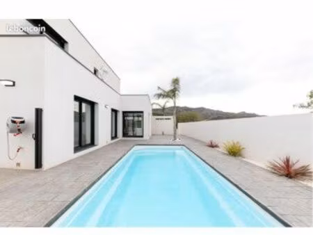 villa standing 4 faces
