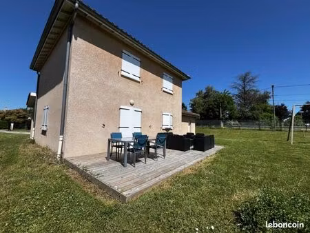 villa 5 pièces 119 m²