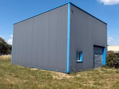 atelier artisanal ou de stockage