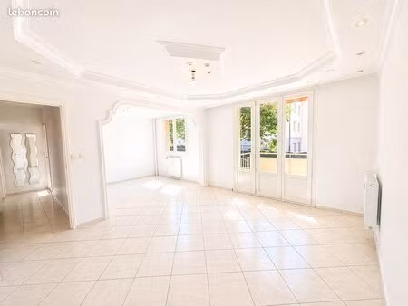 appartement t4 85 m2 parking résidence sécurisé