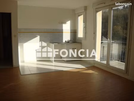 studio 1 pièce 30 m²