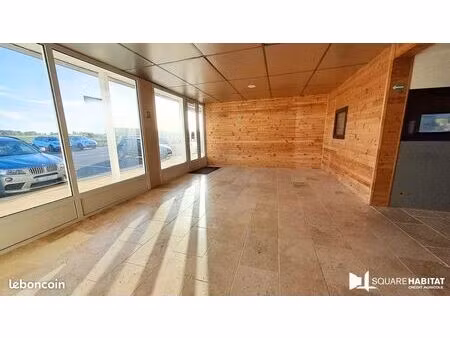 local commercial 281 m²