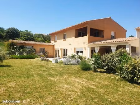 maison 280m2 12 piéces