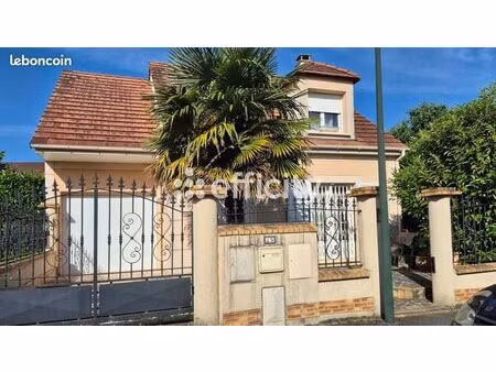 maison 6 pièces 102 m²