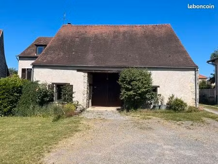 à vendre  maison de caractère  cusset 03 300