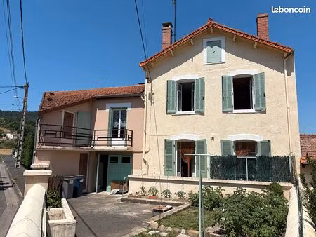 maison 7 pièces 80 m²