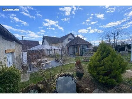 maison 6 pièces 90 m²